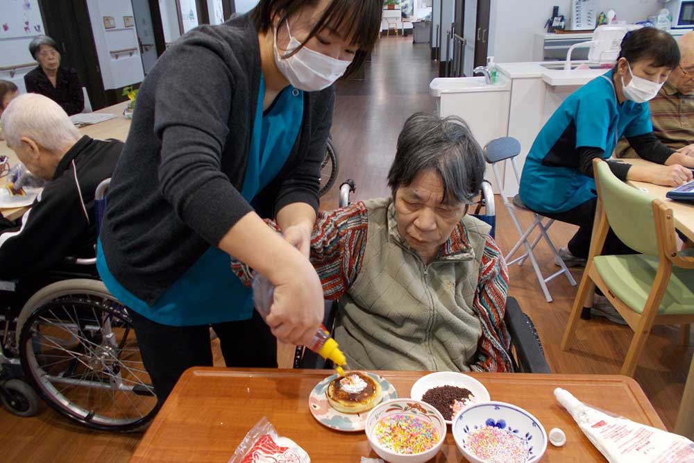 レクリエーション　おやつ作り